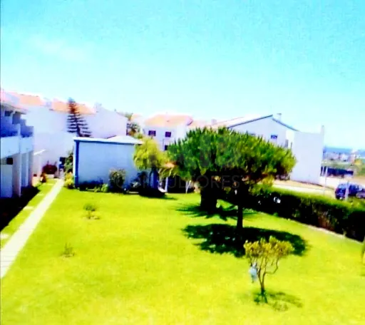 Moradia Duplex T2 em Condomínio Privado — Centro de Porto Covo