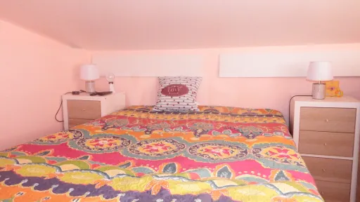 Apartamento T1 em Mezanino – Praia da Areia Branca, Lourinhã