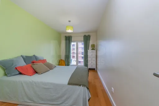 Apartamento T2 com Elevador e Parqueamento no Montijo
