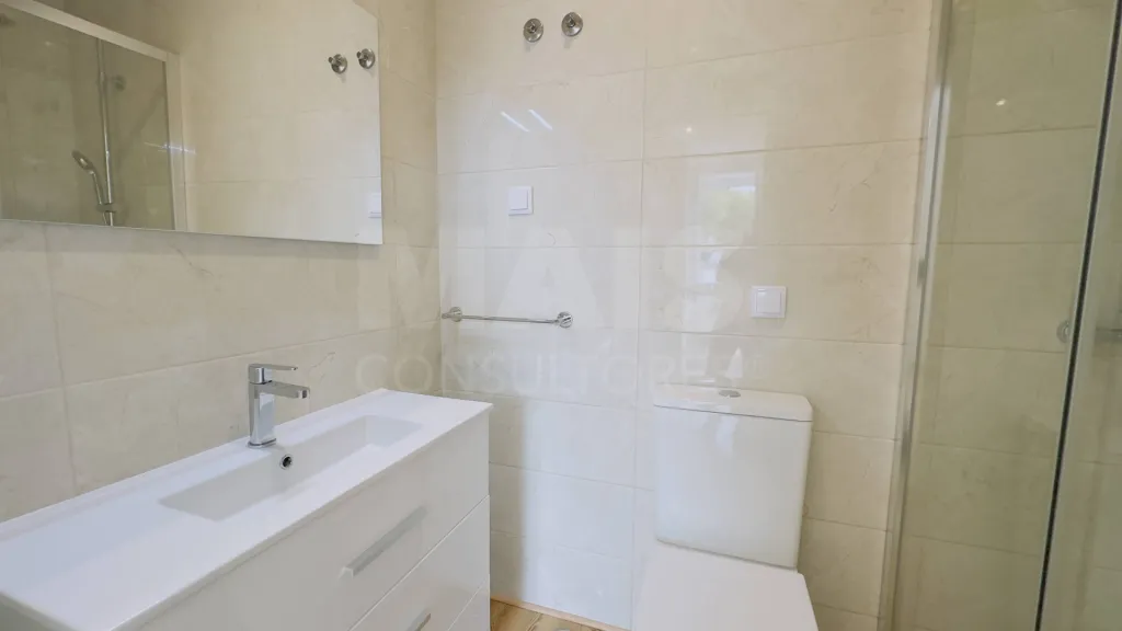 Fully Renovated 3-Bedroom Apartment | Downtown Lourinhã | Modernity, Comfort, and Elegance