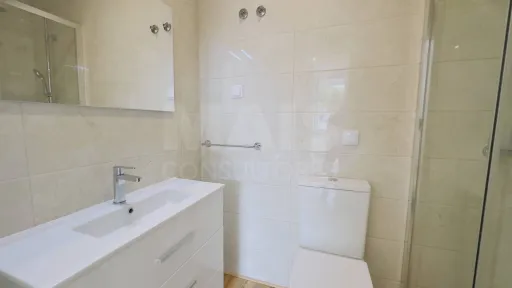 Apartamento T3 Totalmente Remodelado | Centro da Lourinhã | Modernidade, Conforto e Elegância