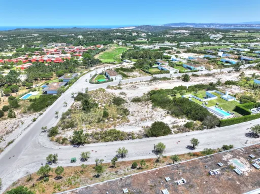 Lote Premium no Bom Sucesso Resort c/ Projeto & Assinado por Souto Moura