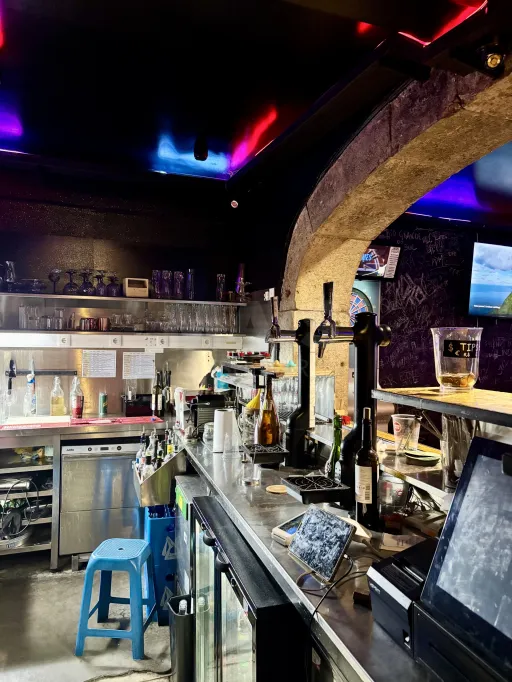 Trespasse de Bar (Cocktails & Wine Bar) em Santos - Lisboa