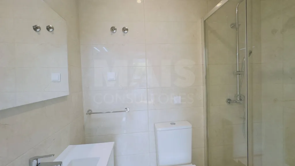 Fully Renovated 3-Bedroom Apartment | Downtown Lourinhã | Modernity, Comfort, and Elegance