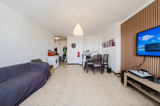 Apartamento T3 em Peniche com 110 m², perto do centro e da Universidade