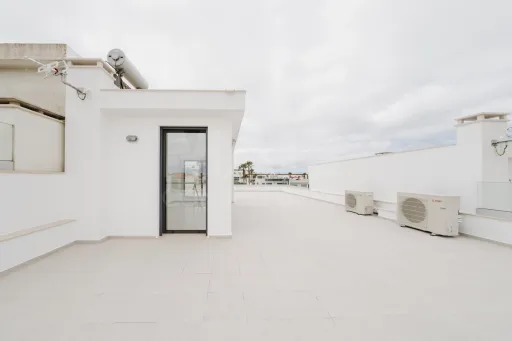 Moradia T3 Nova C/ Vista Mar, Piscina e Garagem, Areia Branca, Lourinhã