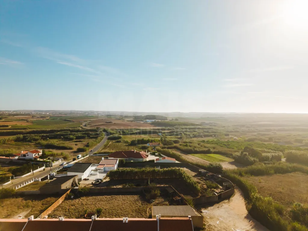 Fração I | T2 Premium com Garagem Privativa e Varandas em Ferrel