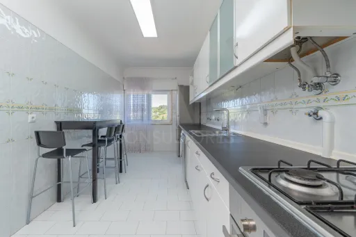 Vista Rio + Espaço Extra – O T2+1 que Vais Querer a 25 Minutos de Lisboa