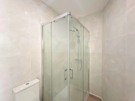 Apartamento T1 Renovado em Atouguia da Baleia