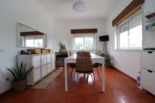 5 bedroom farm with pool in Samora Correia