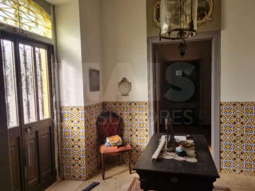 Moradia T4 com piscina, no centro da  Concavada em Abrantes