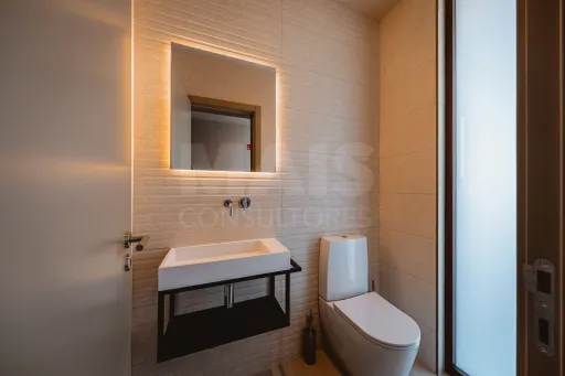Moradia Geminada T3 Duplex – TownHouse
