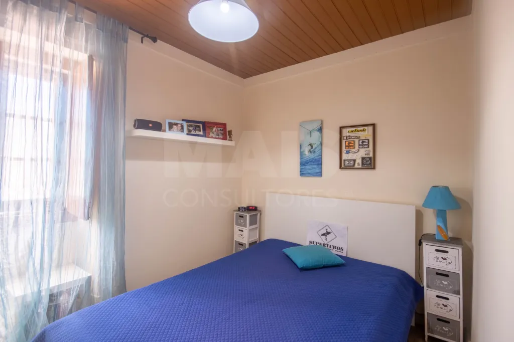 Moradia T2 + 1 com armazém de 138m²