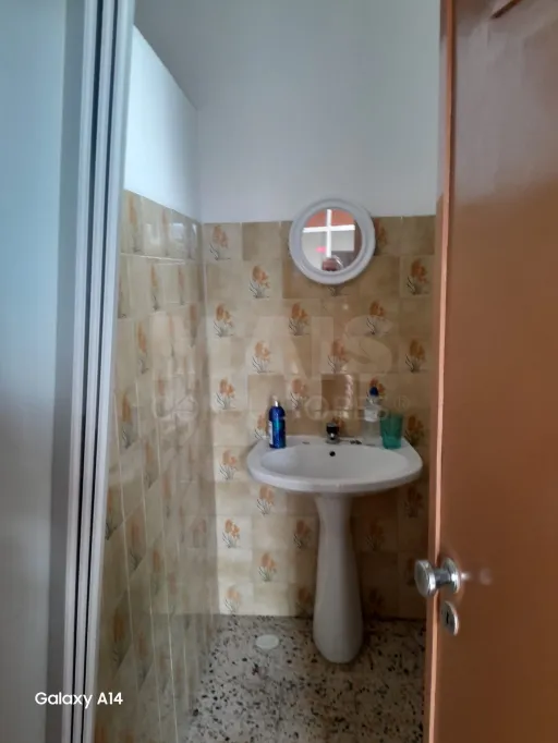 Armazém na Póvoa de Santa Iria