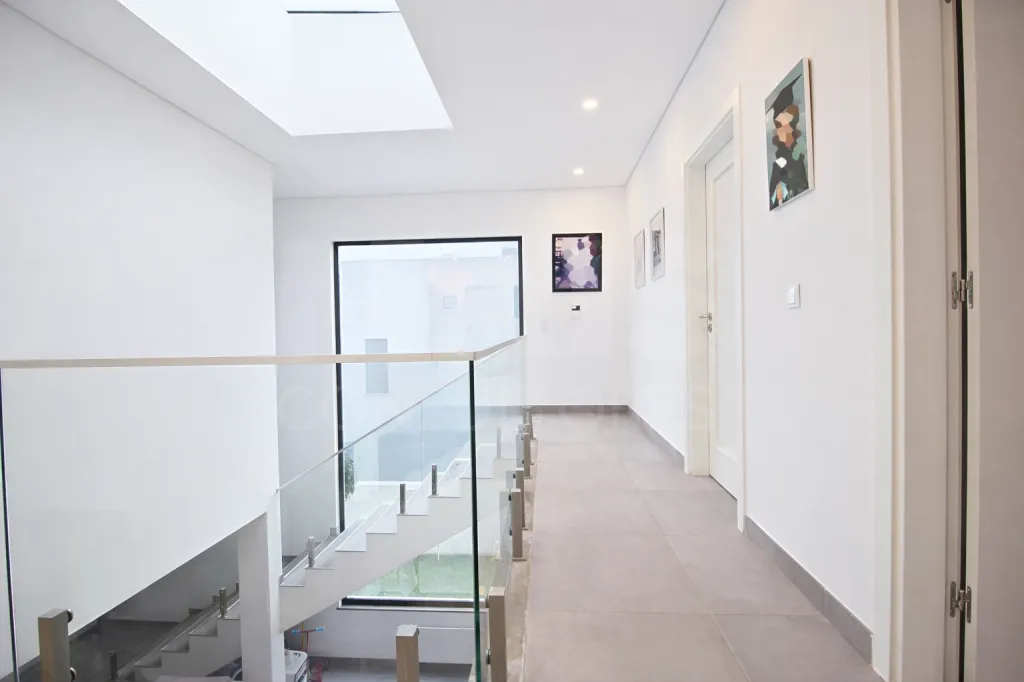 Moradia T5 de Luxo com Piscina