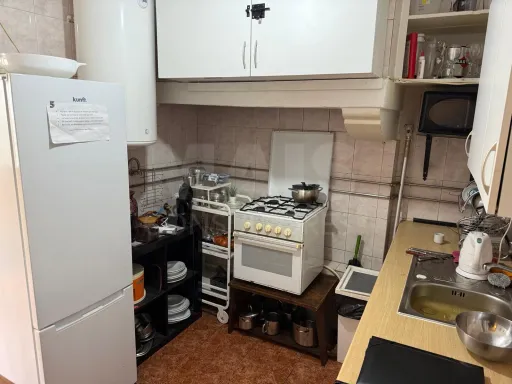 Prédio com 5 fracções no centro de Lisboa