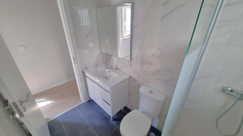 Apartamento T1 Cova da Piedade Remodelado
