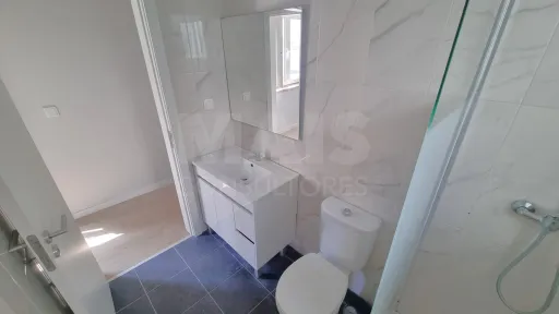 Apartamento T1 Cova da Piedade Remodelado