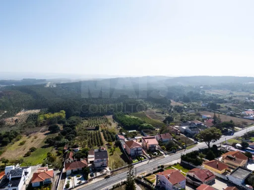 Terreno c/ 4.055m2 c/ viabilidade de construção nas Gaeiras