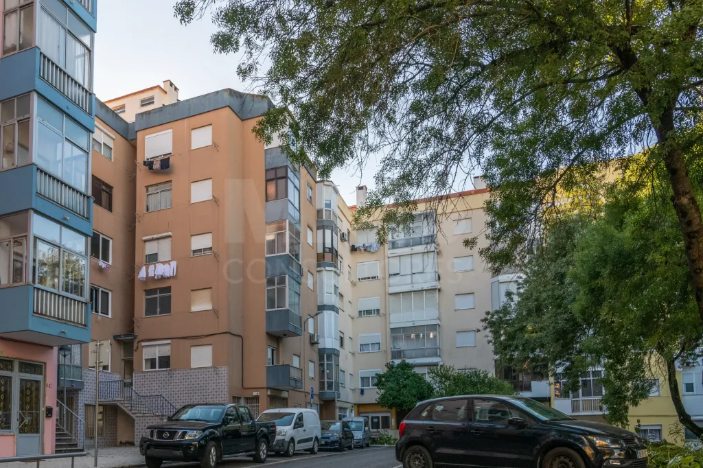 Apartamento T2 Amadora Reboleira