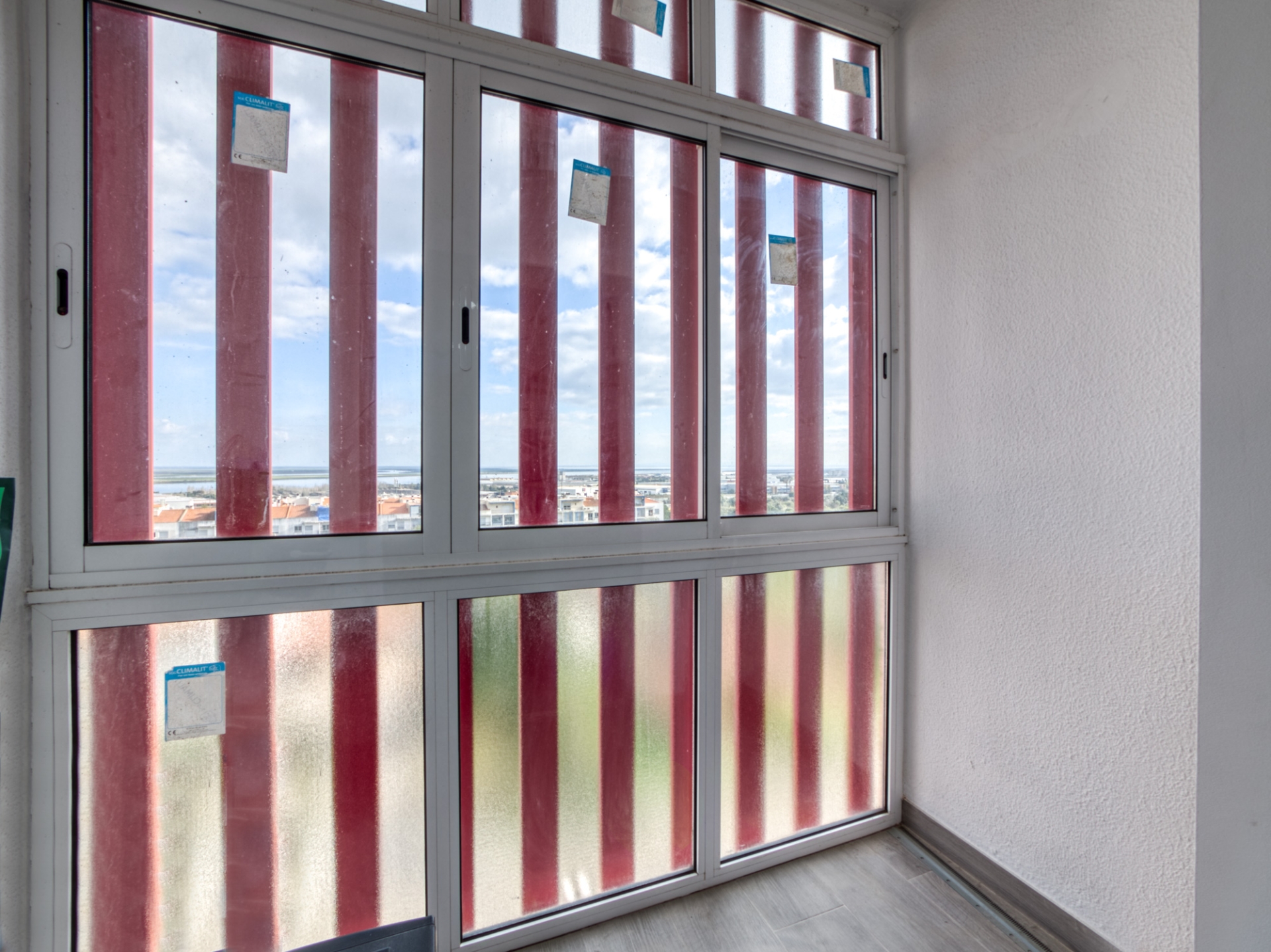 Fantástico apartamento T3 Remodelado com vista Rio no Sobralinho