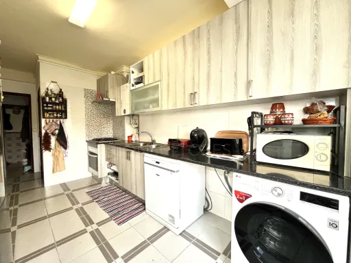 Apartamento T3 com terraço no Montijo