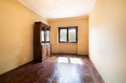 Apartamento T4  em paço de Arcos