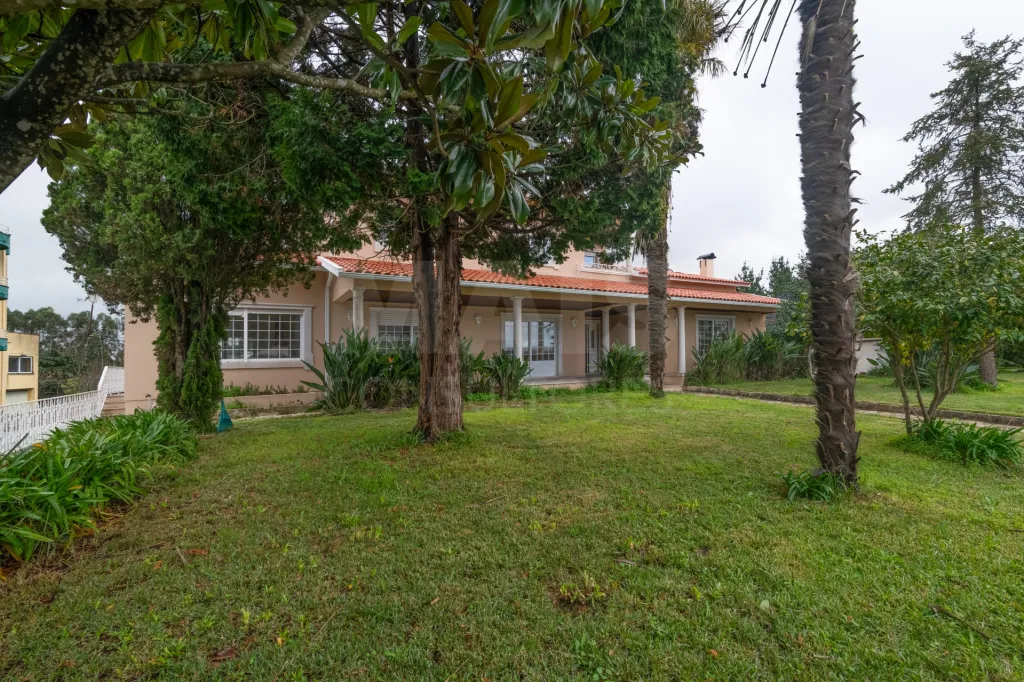 Moradia T5 Pombal Meirinhas Leiria