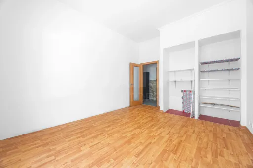 Atelier com 70m2 | Quinta do Barnabé, Alenquer