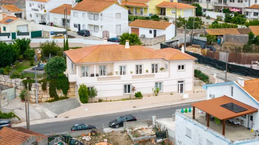 Moradia T3 de Requinte e Qualidade com Terreno no Nadadouro