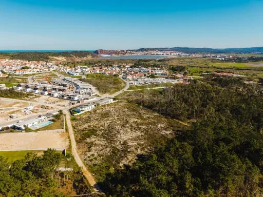 Terreno com Viabilidade para 7 Moradias | Salir do Porto