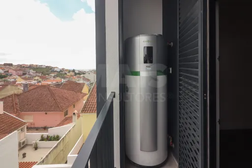 Apartamento T2 + Duplex -   2 lugares de estacionamento Casal Cambra