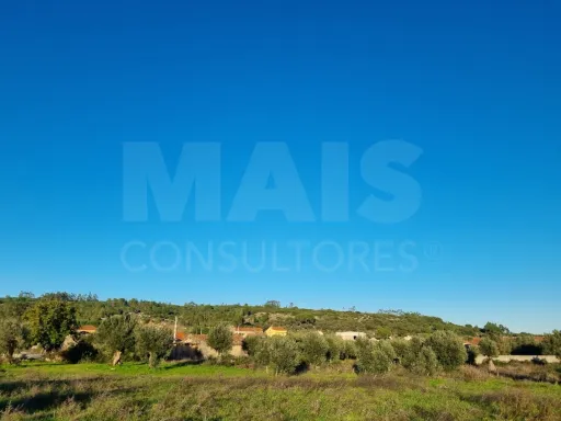 Moradia em ruinas, em Barreirinhas, ALCANEDE