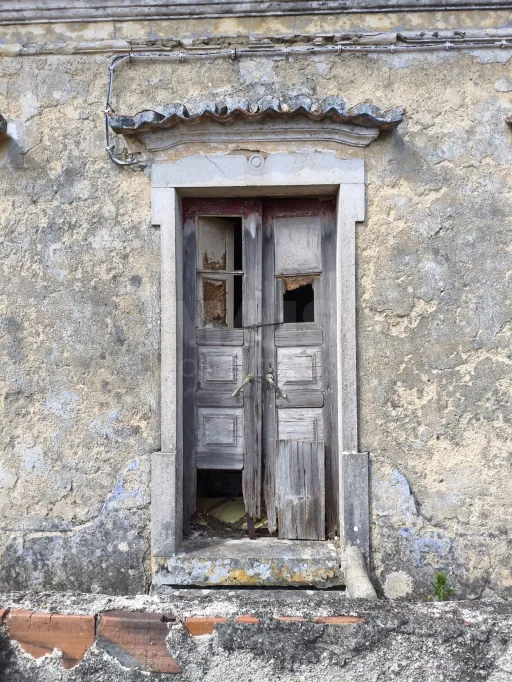 Casa Velha - Memória, potencial e uma nova história na Abrunheira