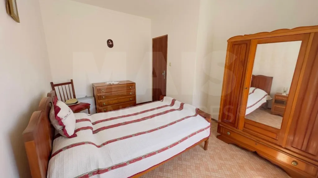 Moradia T5+1 Remodelada com Garagem, Anexo e Vista Panorâmica sobre o Campo -  Merendeiro - Lourinhã