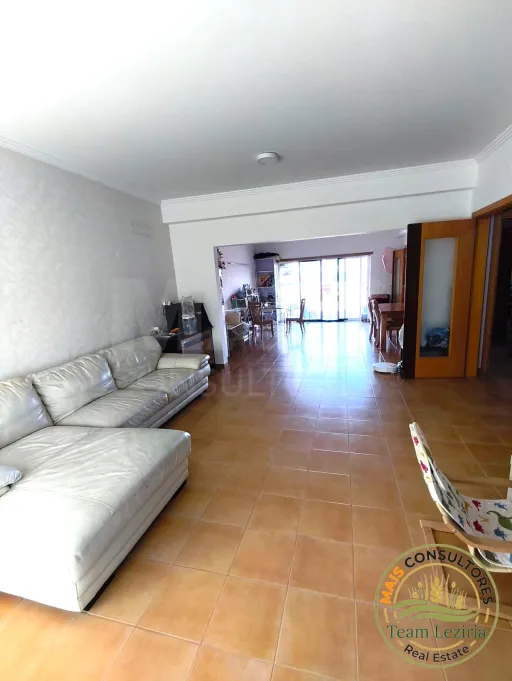 Moradia em condominio fechado