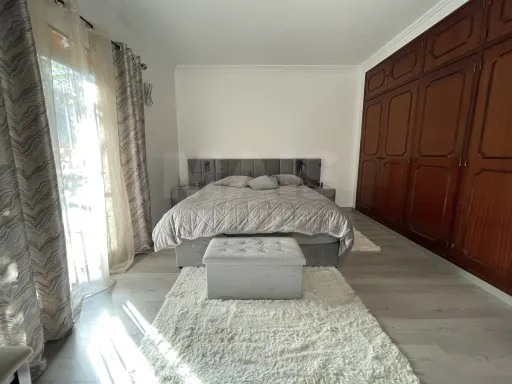 Moradia T4 em Alcabideche, Cascais – Conforto, Sustentabilidade e Espaço