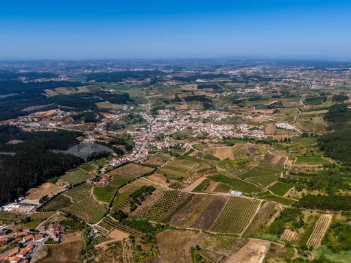 Terreno para construção de duas moradias, Rabissaca, Alenquer