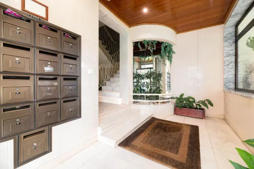 Apartamento T3 no Centro Carnaxide