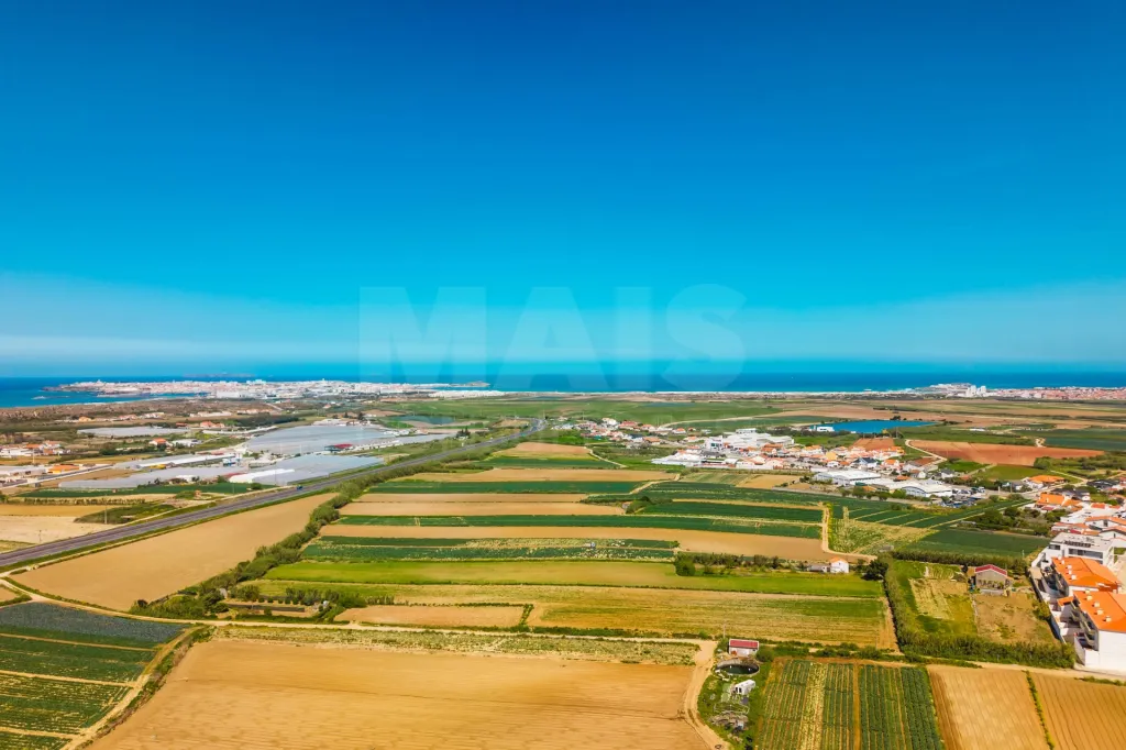 Terreno para Construção em Atouguia da Baleia