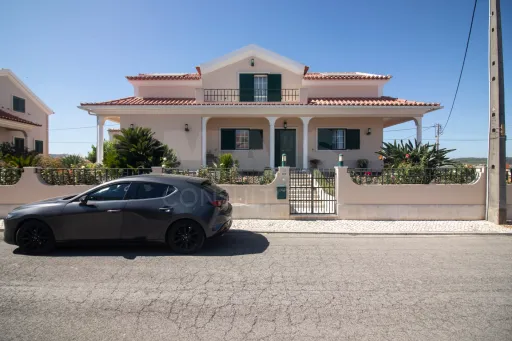 House in Casais Novos Alenquer.