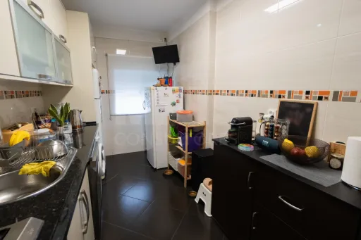 T2 Remodelado no Bairro da Covina com vista rio