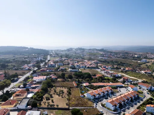 Terreno c/ 4.055m2 c/ viabilidade de construção nas Gaeiras