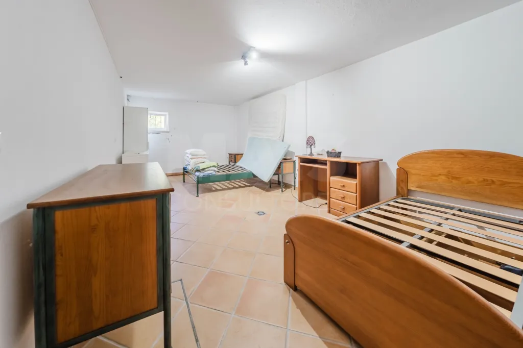 Quinta T4 C/ Garagem e mais de 13.000 m² terreno em Carvalhal, Bombarral