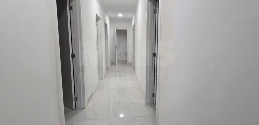 Apartamento T2 R/c Remodelado com Logradouro em Benavente