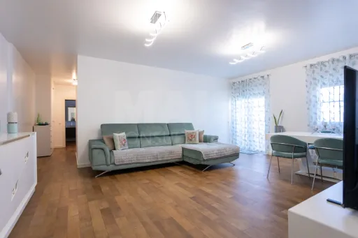 Apartamento T2 com garagem em Salvaterra de Magos