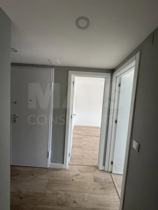 Apartamento T3 remodelado em Pombais - Patameiras Odivelas