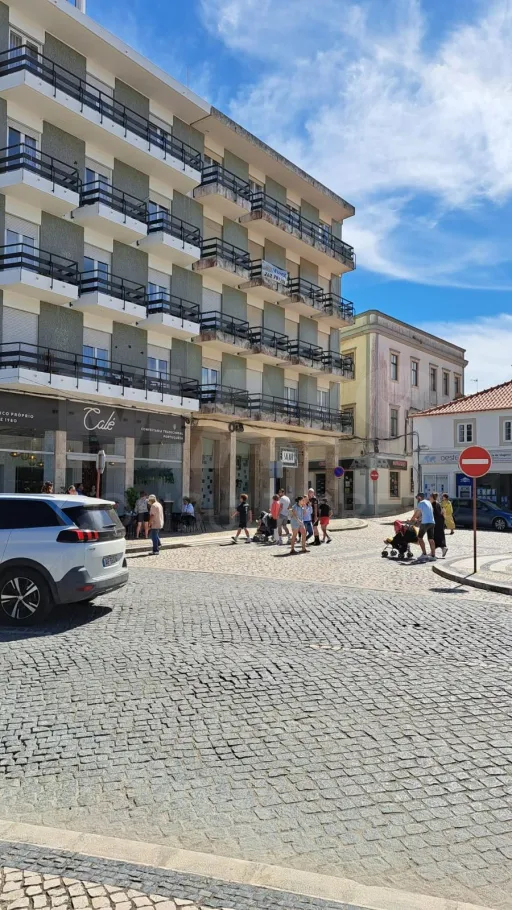 Prédio em Peniche | Investimento com rendimento e potencial de valorização