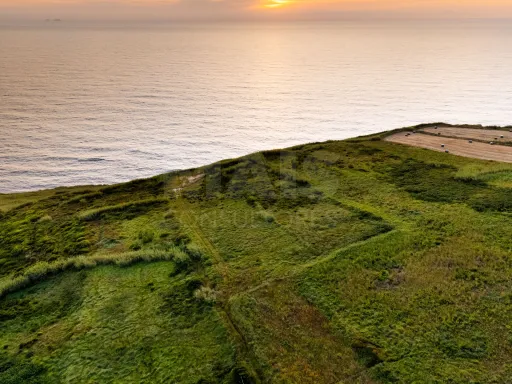 Terreno à Beira-Mar