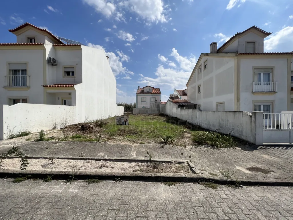 Building plot with sunset view